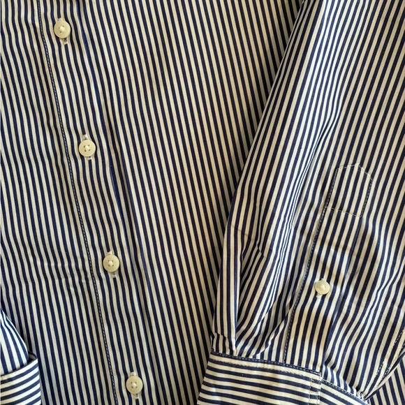 Babaton Collared Shirt, Oversized Fit, Size XS - Picture 3 of 3